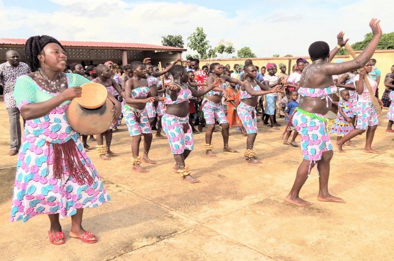 Le MDH a organisé sa 1ere édition du festival des danses traditionnelles en pays Lamba