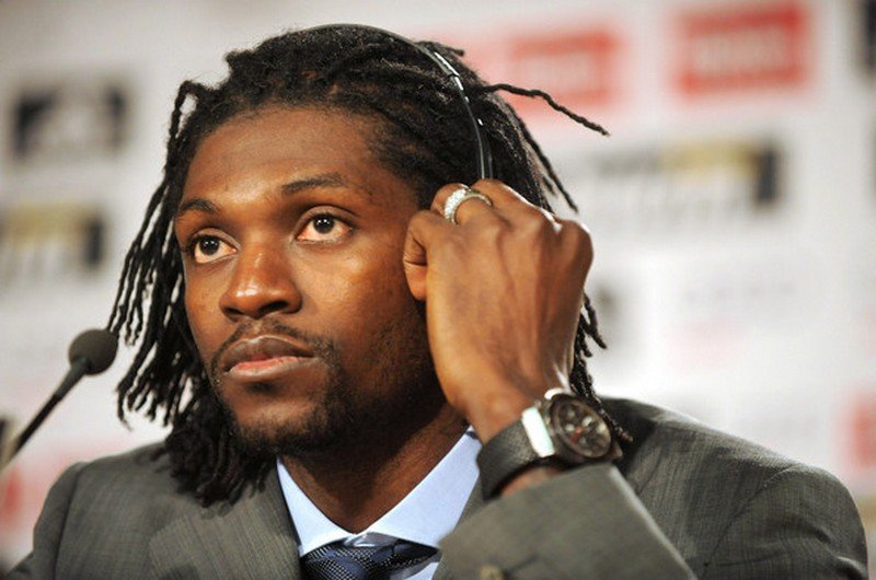 Shéyi Emmanuel Adebayor a finalement fait un don