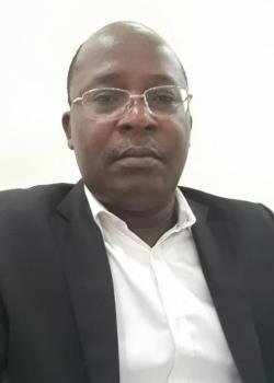Kossivi Hounake professeur agrégé de droit à l'Université de Lomé