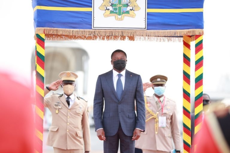Faure Gnassingbé prend part à la conférence des chefs d&rsquo;État et de gouvernement de la CEDEAO à Accra 