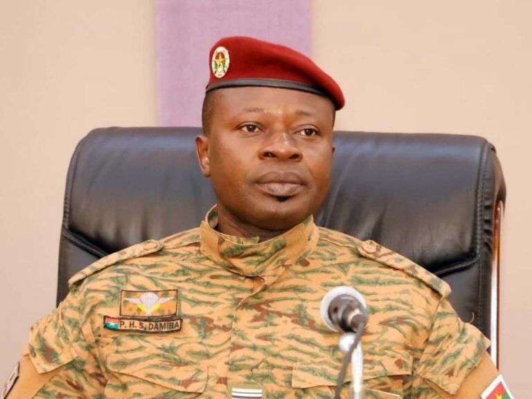 Paul-Henri Sandaogo Damiba séjourne à Lomé, le gouvernement togolais explique les raisons   