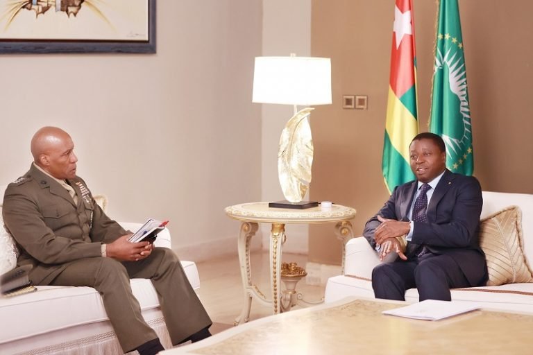 Togo-USA : le président Faure reçoit le Gal Michel Langley des USA