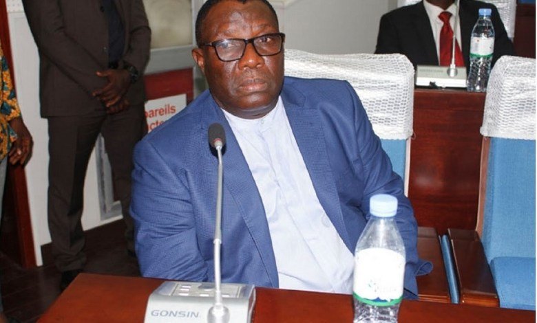 Togo : le sénateur Abass Kaboua dément les rumeurs annonçant son décès